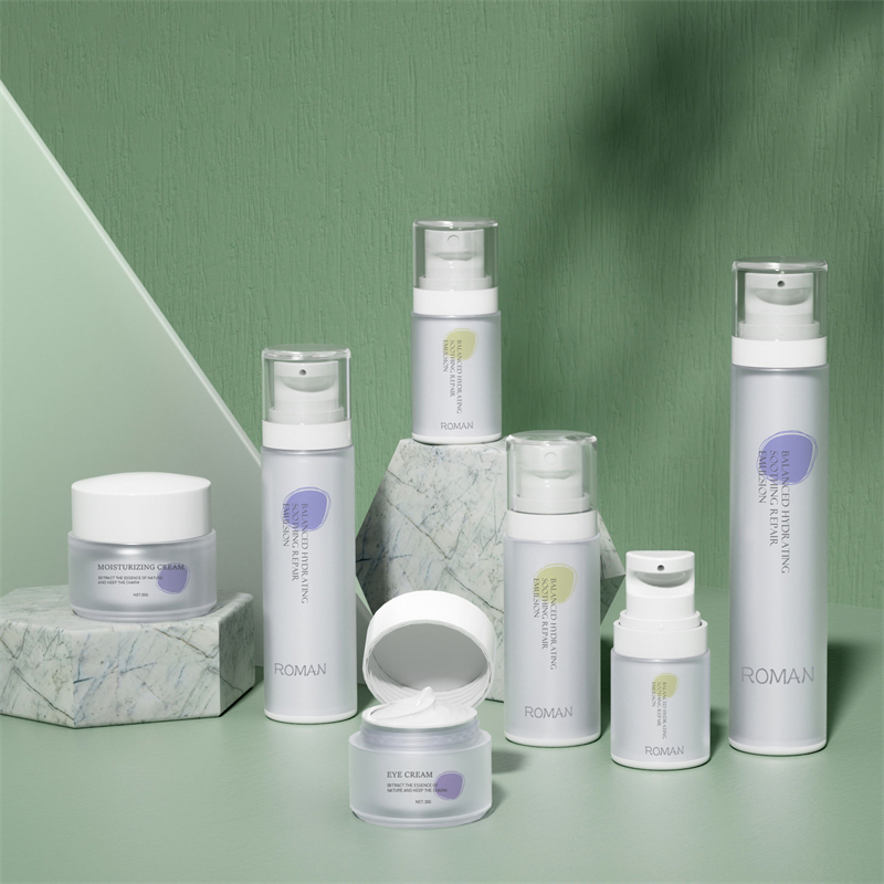 30ml 40ml 60ml 100ml Biała perłowa butelka kosmetyczna z pompką Nowe tworzywo sztuczne do kremu do twarzy w sprayu Balsam wodny w puszkach 30ml 40ml 60ml 100ml Biała perłowa butelka kosmetyczna z pompką Nowe tworzywo sztuczne do kremu do twarzy w sprayu Balsam wodny w puszkach