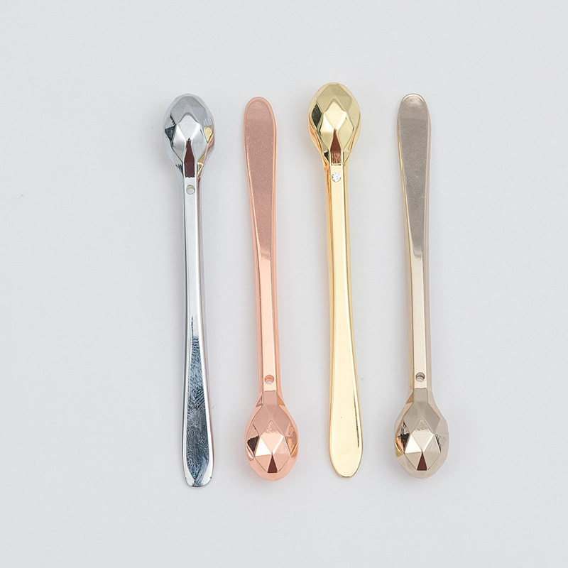 Unikalny wzór kremu pod oczy ze stopu cynku w kształcie diamentu Unikalny wzór kremu pod oczy ze stopu cynku w kształcie diamentu